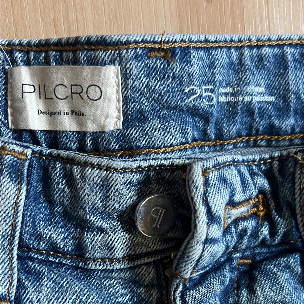 Pilcro Light Blue Jeans - Picture 4 of 5